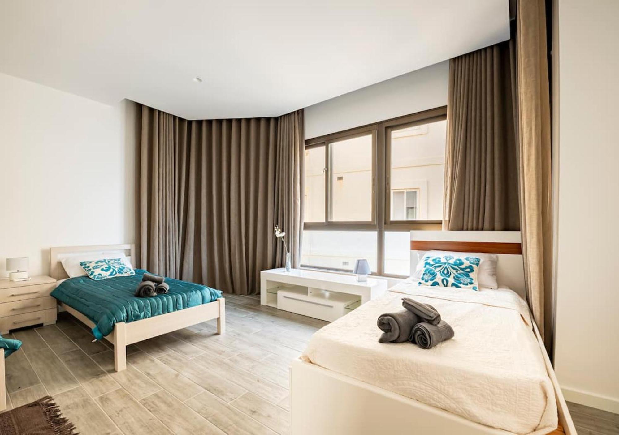 Sea View Luxury Haven Living & 3Bedrooms Seafront Sliema Eksteriør bilde